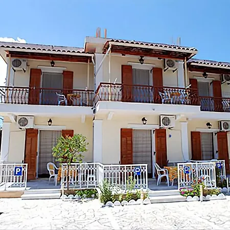 8 Keys By Katerina Apartment